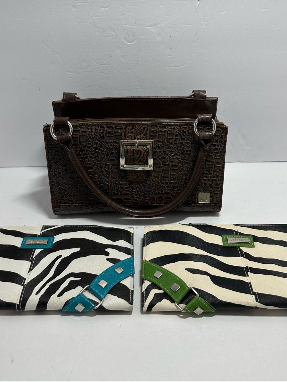 Miche Classic Brown Base Bag With 3 Interchangeable Shells